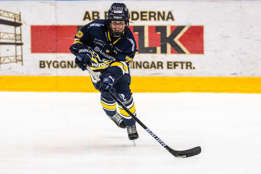 s Kiira Yrjänen