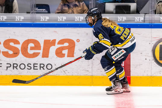 s Karoline Pedersen