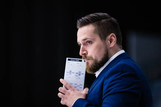 s assisterande tränare Kevin Törnblom
