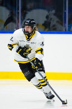 s Aino Karppinen