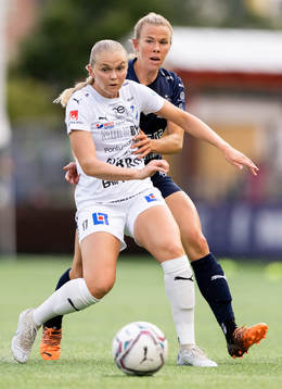 FC Rosengårds Jessica Wik och Kalmars Amanda Persson