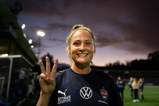 FC Rosengårds Karin Lundin jublar