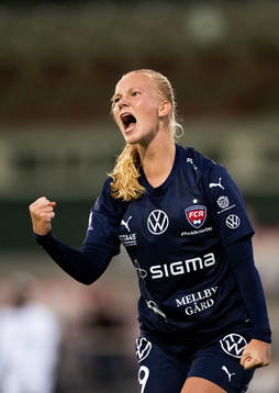 FC Rosengårds Sofie Bruun Bredgaard jublar