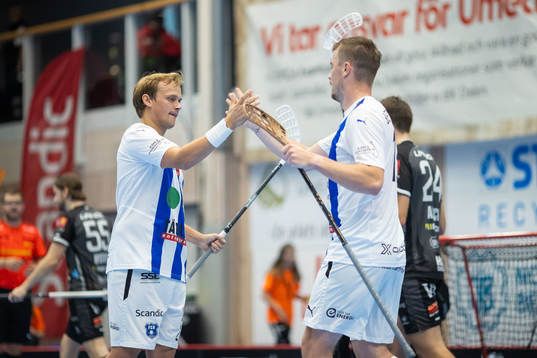 Helsingborgs Linus Nordgren jublar med Linus Bergström