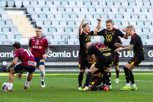 Bläddra bland fler bilder av Fotboll, Superettan, Örgryte - Östersund
