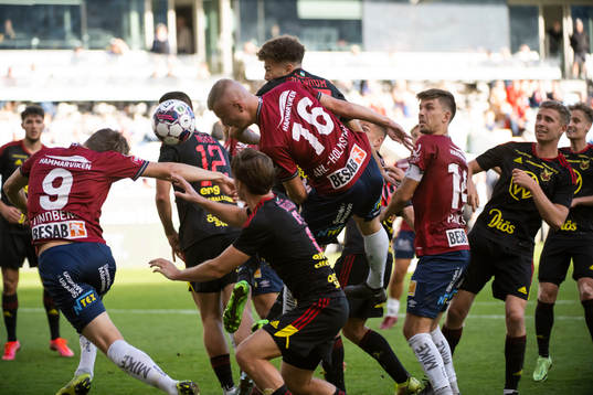 farlig situation i Östersunds straffområde i slutminuten