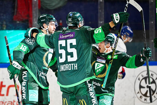 Färjestads Remi Elie och Marcus Nilsson jublar