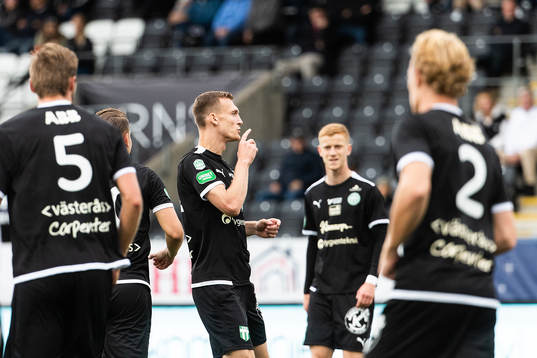 Västerås Viktor Granath jublar