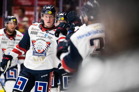 Linköpings Filip Bystedt jublar