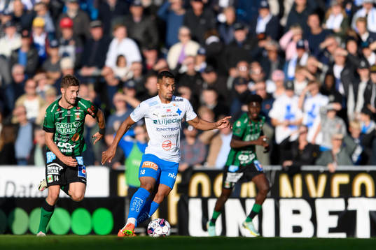 Varbergs Oliver Alfonsi och Värnamos Frank Junior Adjei