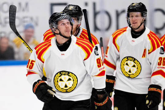 Brynäs Nick Olesen jublar