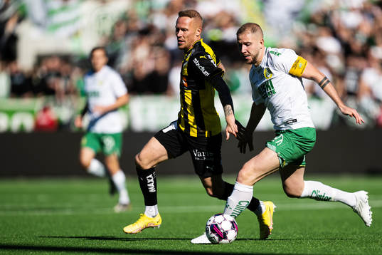Häckens Mikkel Rygaard Jensen och Hammarbys Darijan Bojanic