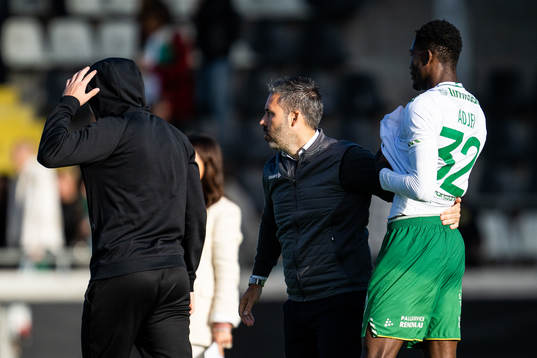 Hammarbys tränare Marti Cifuentes och Nathaniel Adjei