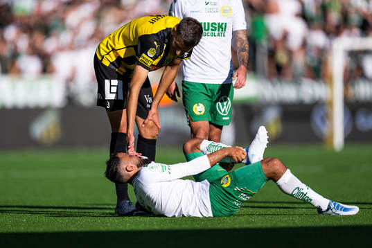Häckens Alexander Jeremejeff reagerar mot Hammarbys