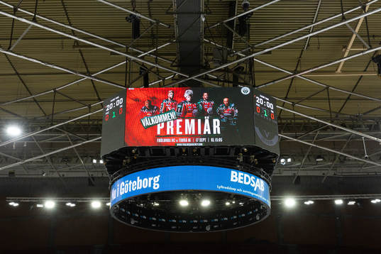Jumbotronen i Scandinavium innan ishockeymatchen i SHL