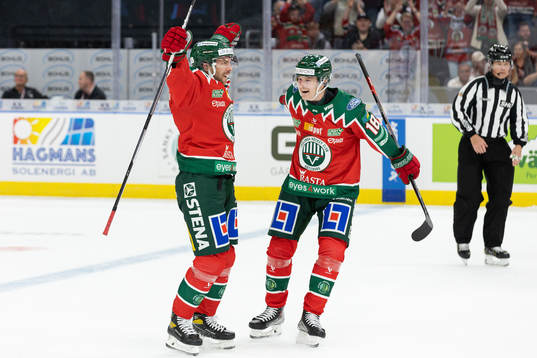 Frölundas Anders Grönlund och Lucas Nordsäter jublar