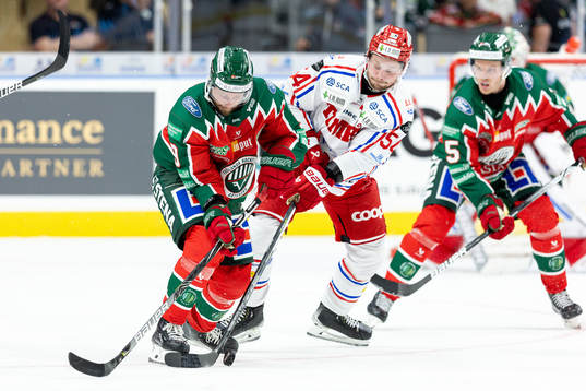 Frölundas Jan Mursak och Timrås Jonathan Dahlén