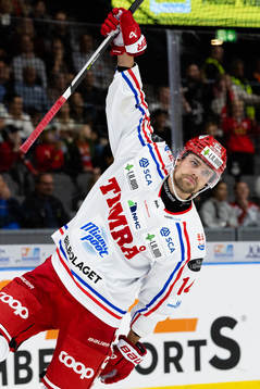 Timrås Emil Pettersson jublar