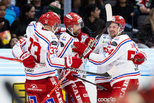 Timrås Emil Pettersson jublar