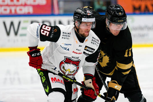 Malmö Redhawks Carl Persson och Skellefteås Max Lindholm