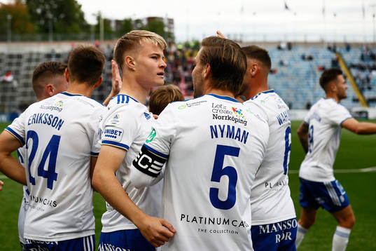 IFK Norrköpings Andri Lucas Gudjohnsen jublar