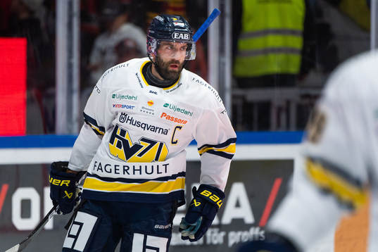 HV71s Taylor Matson