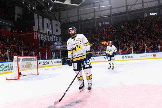 HV71s Taylor Matson deppar