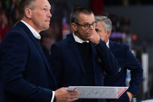 HV71s tränare Tommy Samuelsson