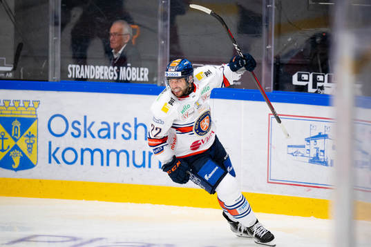 Växjös Tobias Rieder jublar