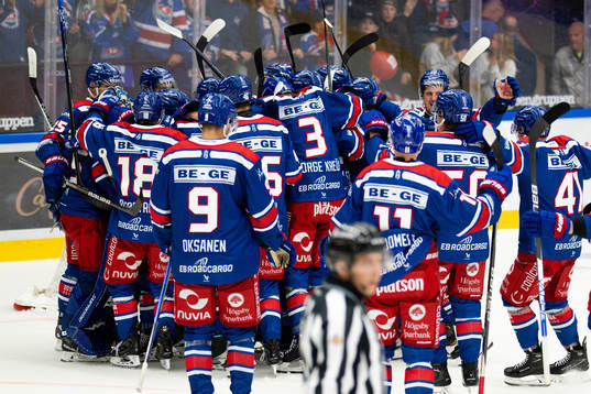 Oskarshamns spelare jublar