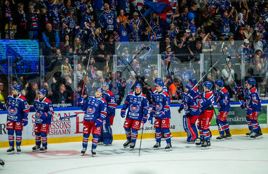 Oskarshamns spelare jublar