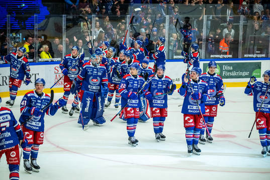 Oskarshamns spelare jublar