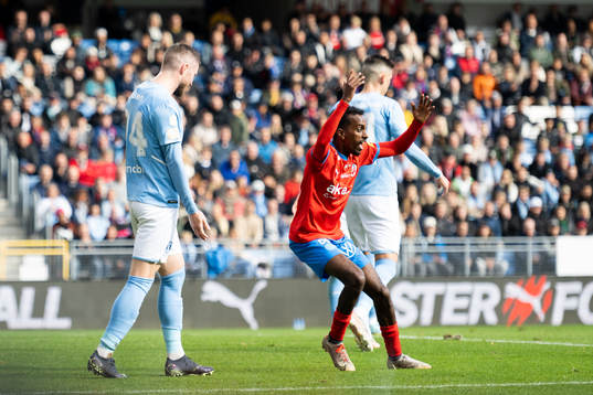 Helsingborgs Taha Ali agerar