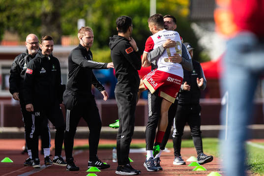 Skövde AIKs Yoann Fellrath jublar