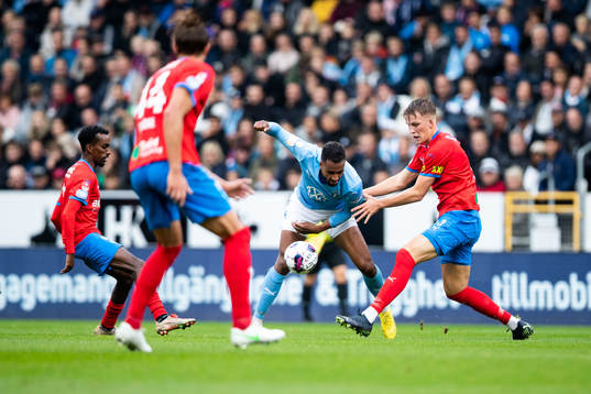 Malmö FFs Isaac Kiese Thelin och Helsingborgs Casper Widell