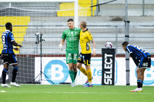 Elfsborgs målvakt Hakon Valdimarsson och Sebastian Holmen