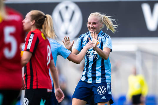 Bläddra bland fler bilder av Fotboll, Damallsvenskan, Brommapojkarna - Djurgården