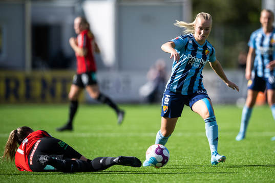 Brommapojkarnas Frida Thörnqvist och Djurgårdens Tove