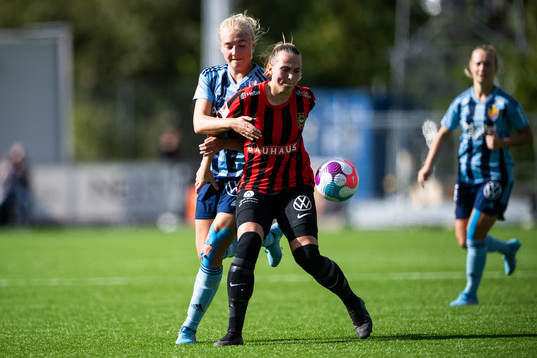 Djurgårdens Stinalisa Johansson och Brommapojkarnas Frida