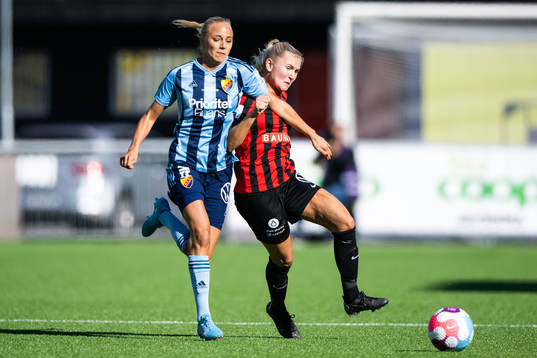 Djurgårdens Sara Lilja Vidlund och Brommapojkarnas Ellen