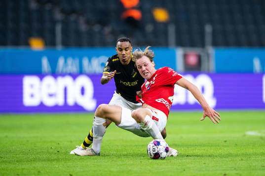 AIKs Bilal Hussein och Degerfors Adam Carlen