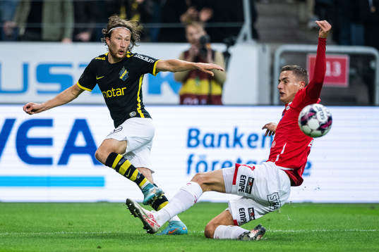AIKs Axel Björnström och Degerfors Gustaf Lagerbielke