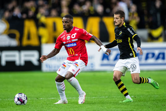 Degerfors Joseph - Claude Agyeman Gyau och AIKs Vincent