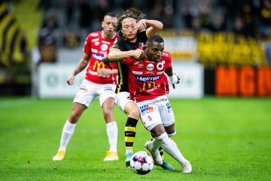 AIKs Axel Björnström och Degerfors Joseph - Claude