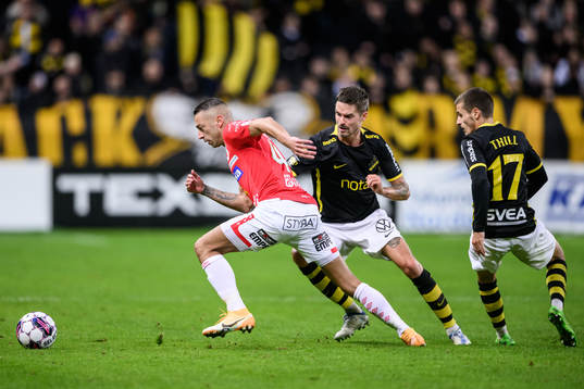 Degerfors Nikola Djurdjic och AIKs Mikael Lustig