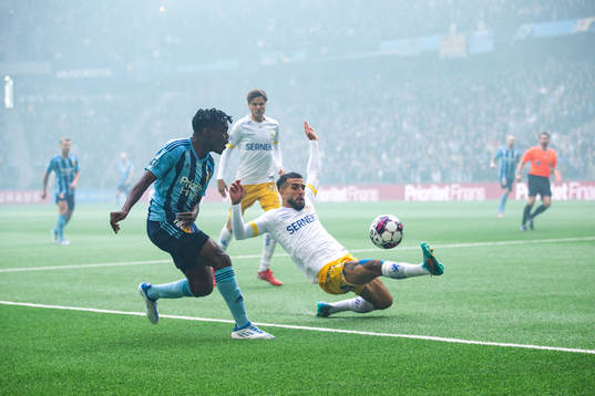 Djurgårdens Joel Asoro och IFK Göteborgs Alai Hussain