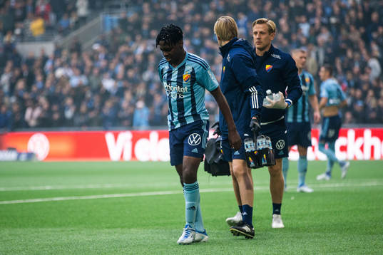Djurgårdens Joel Asoro har ont