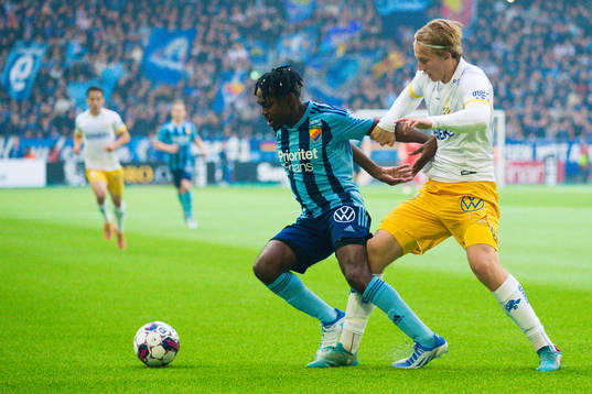 Djurgårdens Joel Asoro och IFK Göteborgs Johan Bångsbo