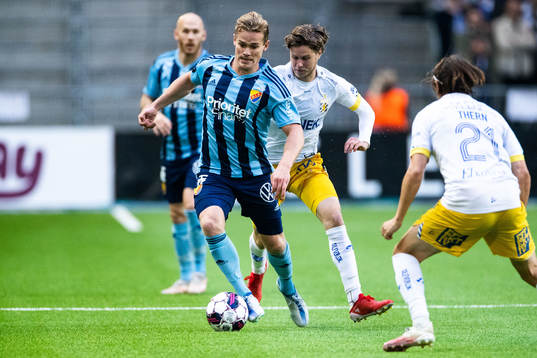 Djurgårdens Hampus Finndell och IFK Göteborgs Gustaf