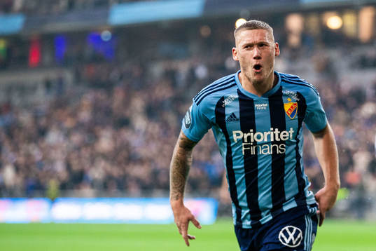 Djurgårdens Victor Edvardsen jublar